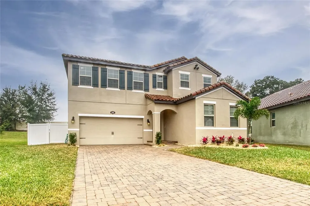 2297 Bella Luna Circle Lakeland FL 33810