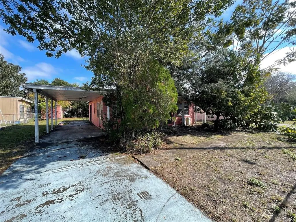10903 N Florence Avenue Tampa FL 33612