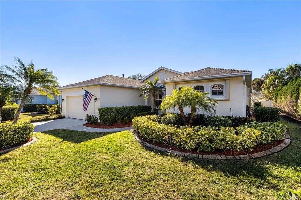 12102 Whistling Way Lakewood Ranch FL 34202