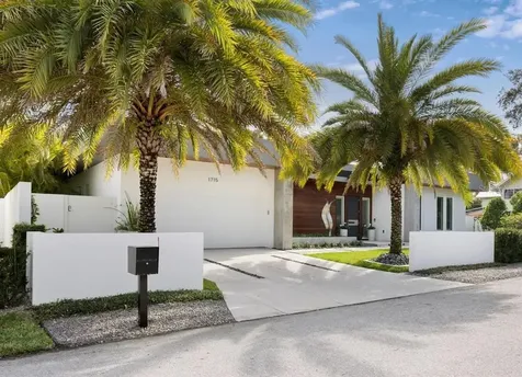 1715 S School Avenue Sarasota FL 34239