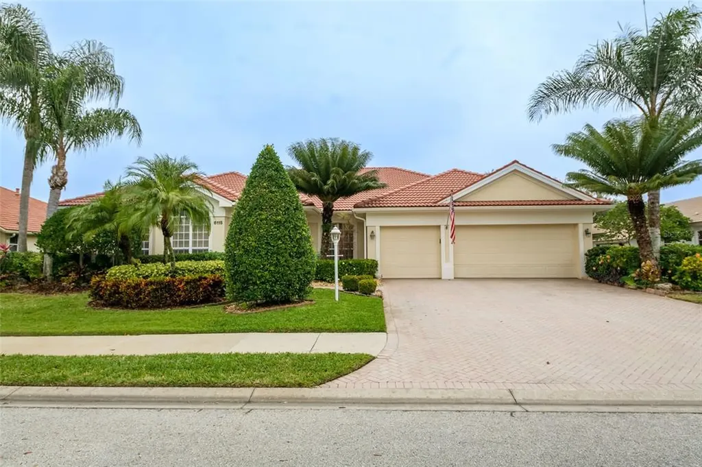 8115 Lone Tree Glen Lakewood Ranch FL 34202