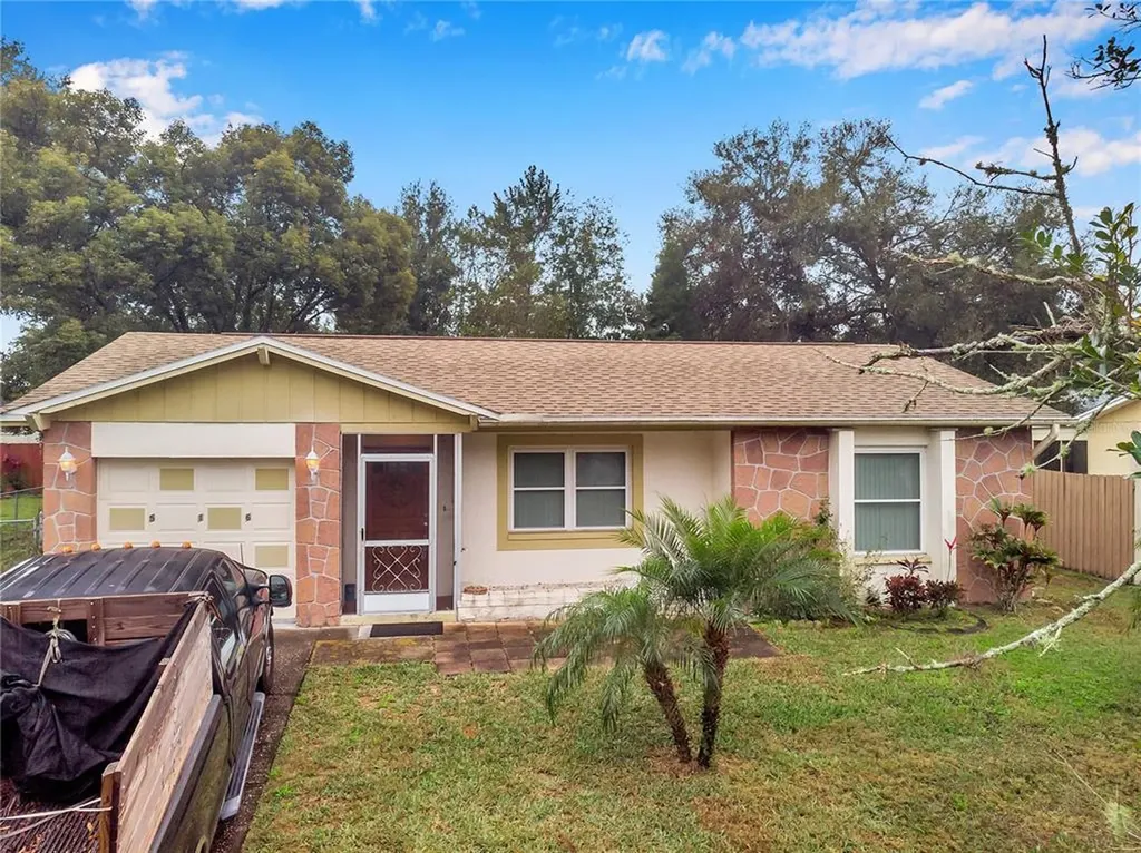 516 Falkirk Avenue Valrico FL 33594