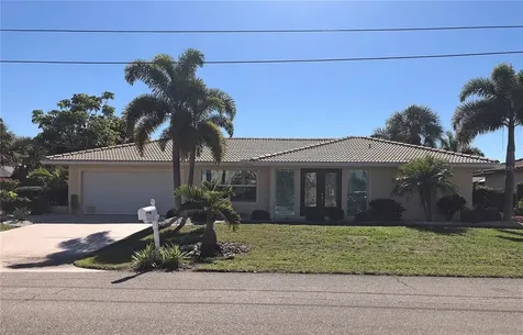2135 Bayview Road Punta Gorda FL 33950