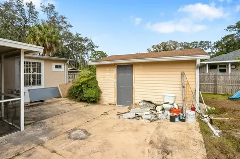 2402 E Annie Street Tampa FL 33612