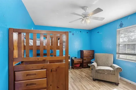 2402 E Annie Street Tampa FL 33612