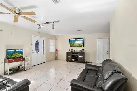 2402 E Annie Street Tampa FL 33612