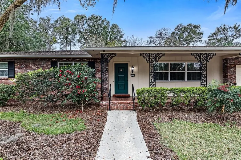 2220 NW 46th Street Gainesville FL 32605