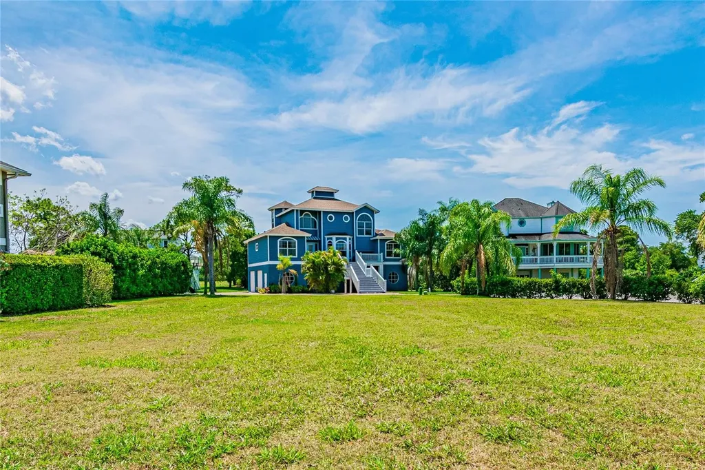 Ketch Court Tarpon Springs FL 34689