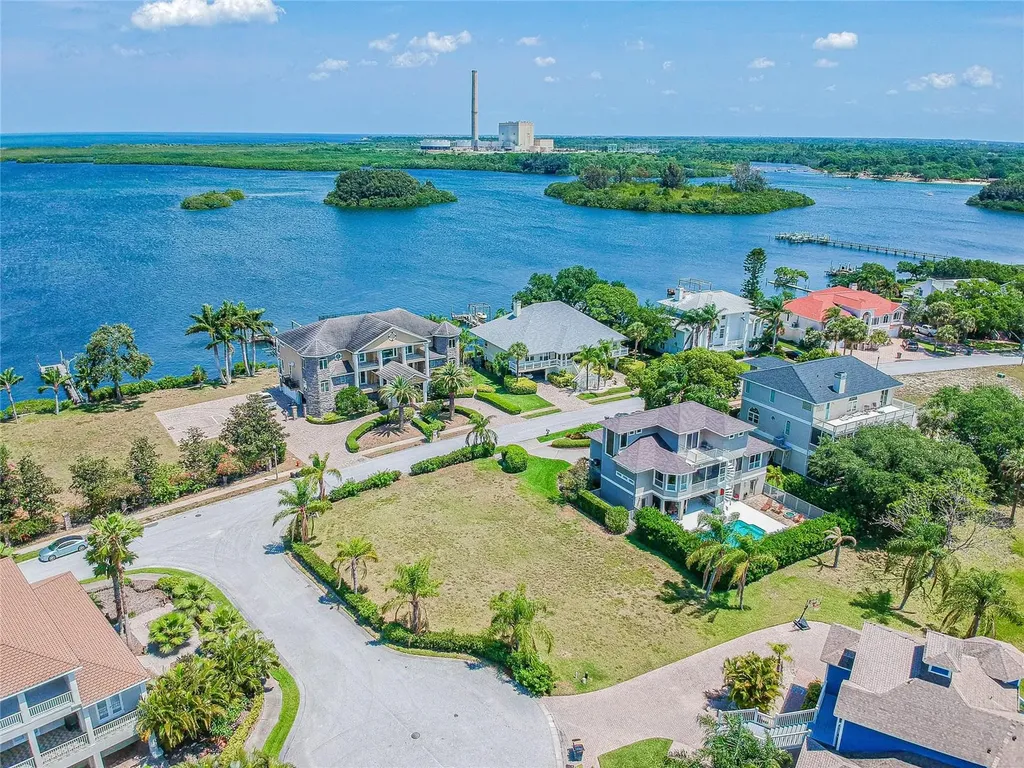 Ketch Court Tarpon Springs FL 34689