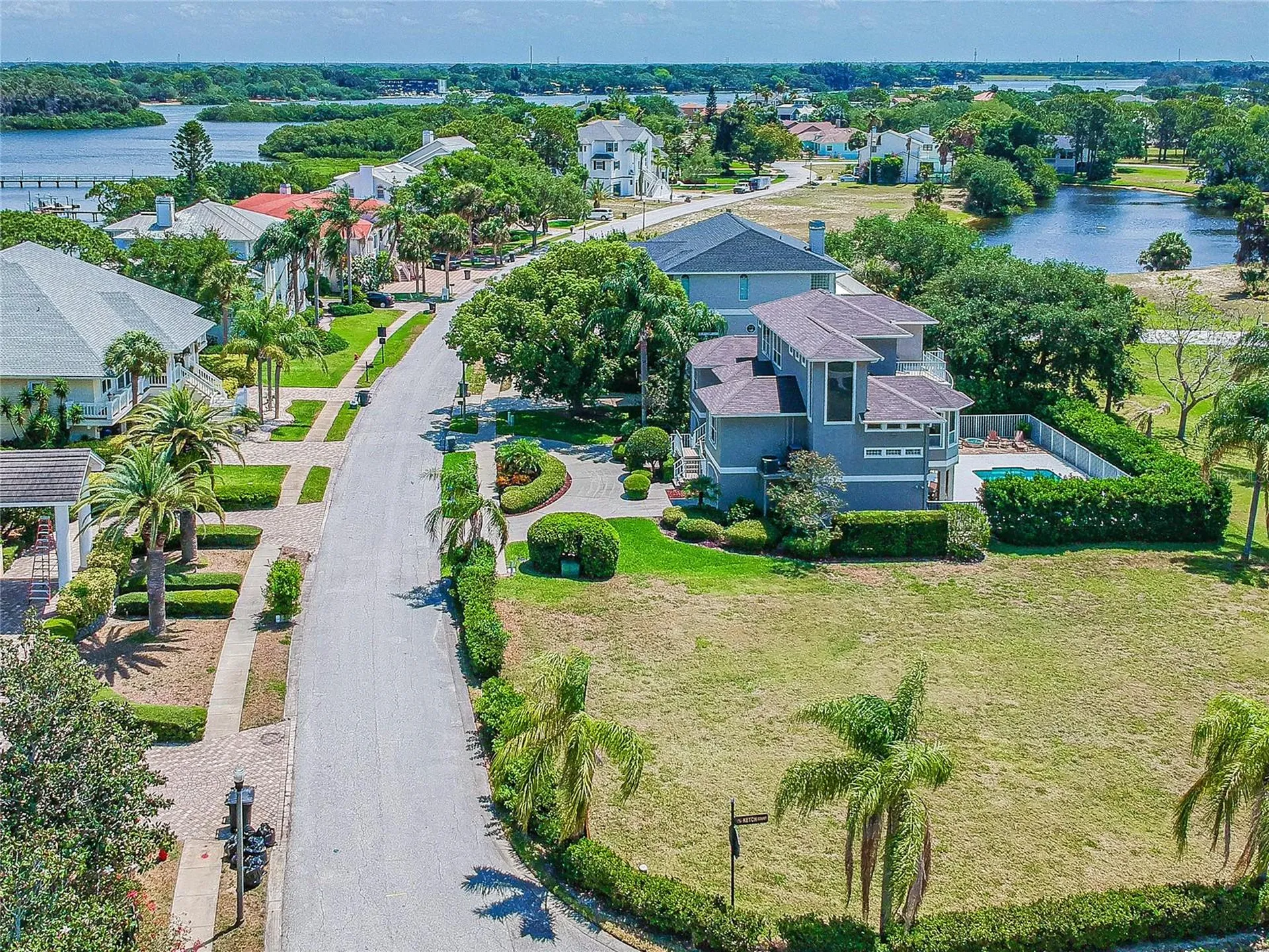 Ketch Court Tarpon Springs FL 34689