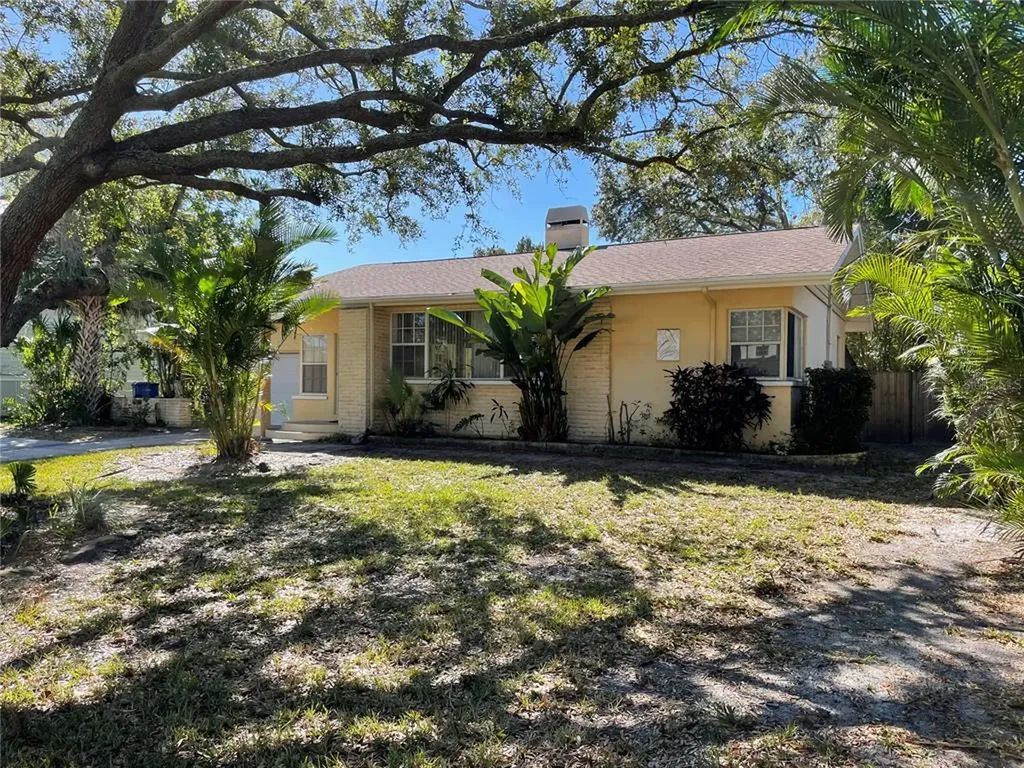 3340 Bayshore Boulevard NE St Petersburg FL 33703