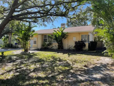 3340 Bayshore Boulevard NE St Petersburg FL 33703