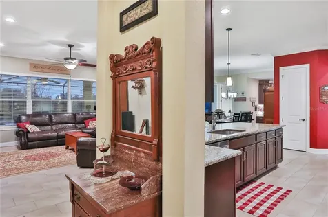 5932 Watercolor Drive Lithia FL 33547