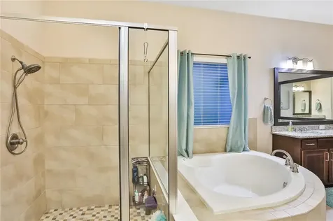 5932 Watercolor Drive Lithia FL 33547