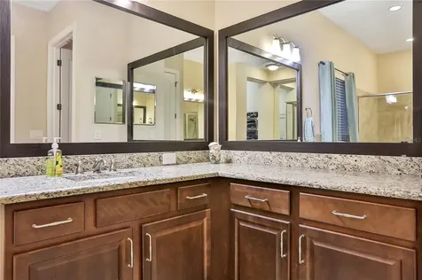 5932 Watercolor Drive Lithia FL 33547