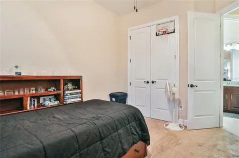 5932 Watercolor Drive Lithia FL 33547