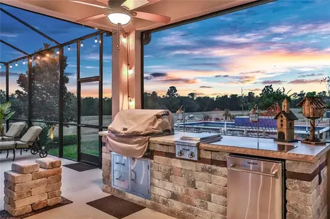 5932 Watercolor Drive Lithia FL 33547