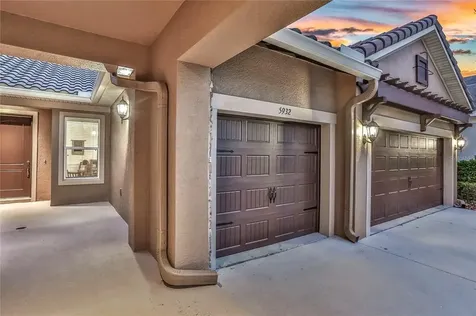5932 Watercolor Drive Lithia FL 33547