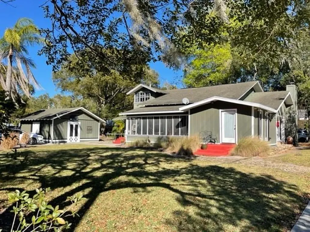 506 W Mahoney Street Plant City FL 33563