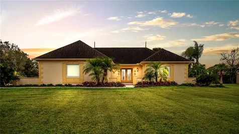 10 Country Club Lane Mulberry FL 33860