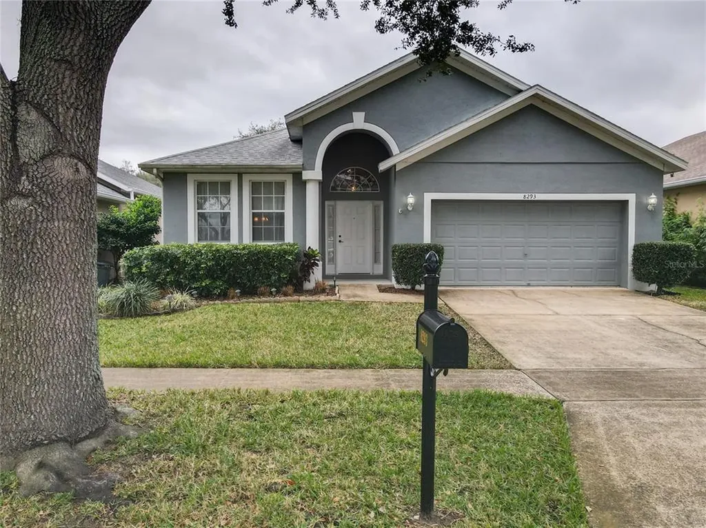 8293 Baywood Vista Drive Orlando FL 32810