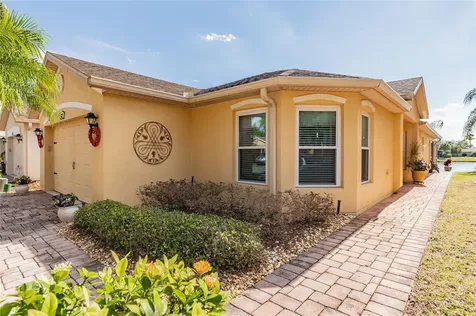 361 Grand Canal Drive Kissimmee FL 34759