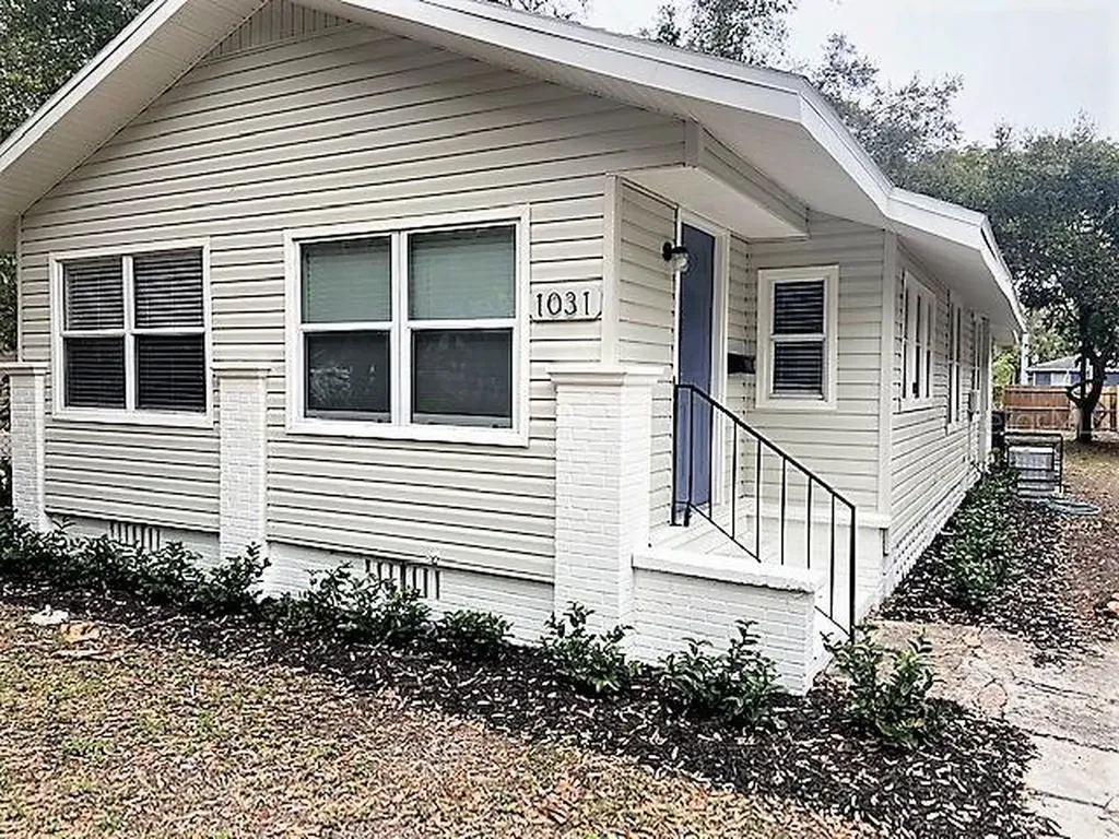 1031 Newton Avenue S St Petersburg FL 33705