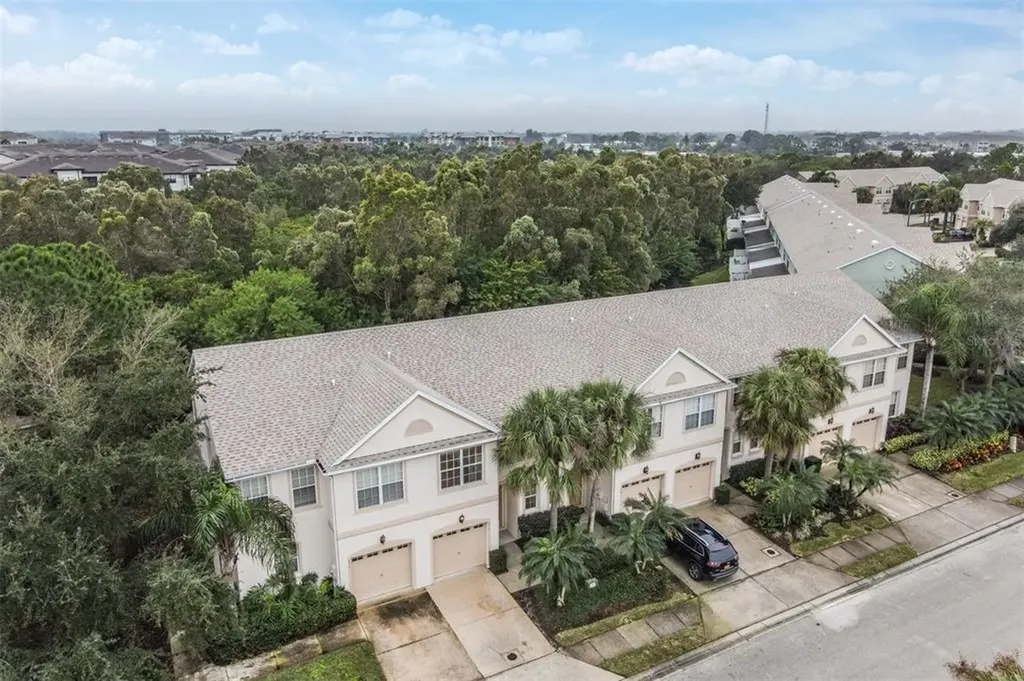 652 Vallance Way NE St Petersburg FL 33716