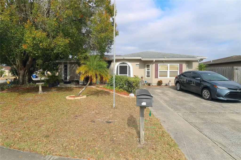 9816 Lakeside Lane Port Richey FL 34668