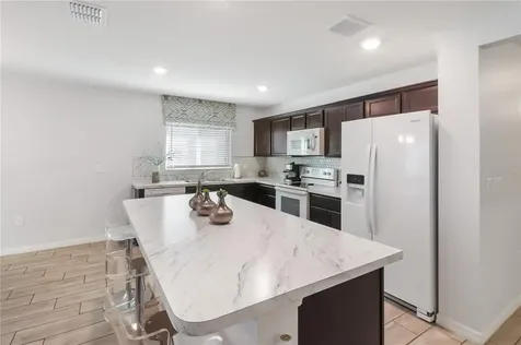 3252 Eagle Hammock Circle Kissimmee FL 34743