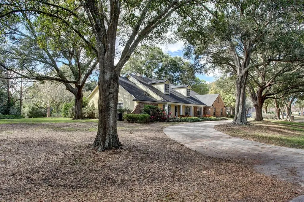 4232 Willow Park Drive Orlando FL 32835