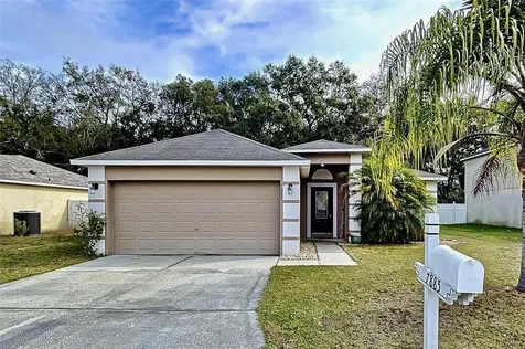 7885 Country Chase Avenue Lakeland FL 33810