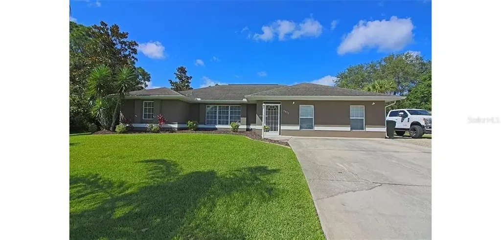 4907 Alfa Terrace North Port FL 34286