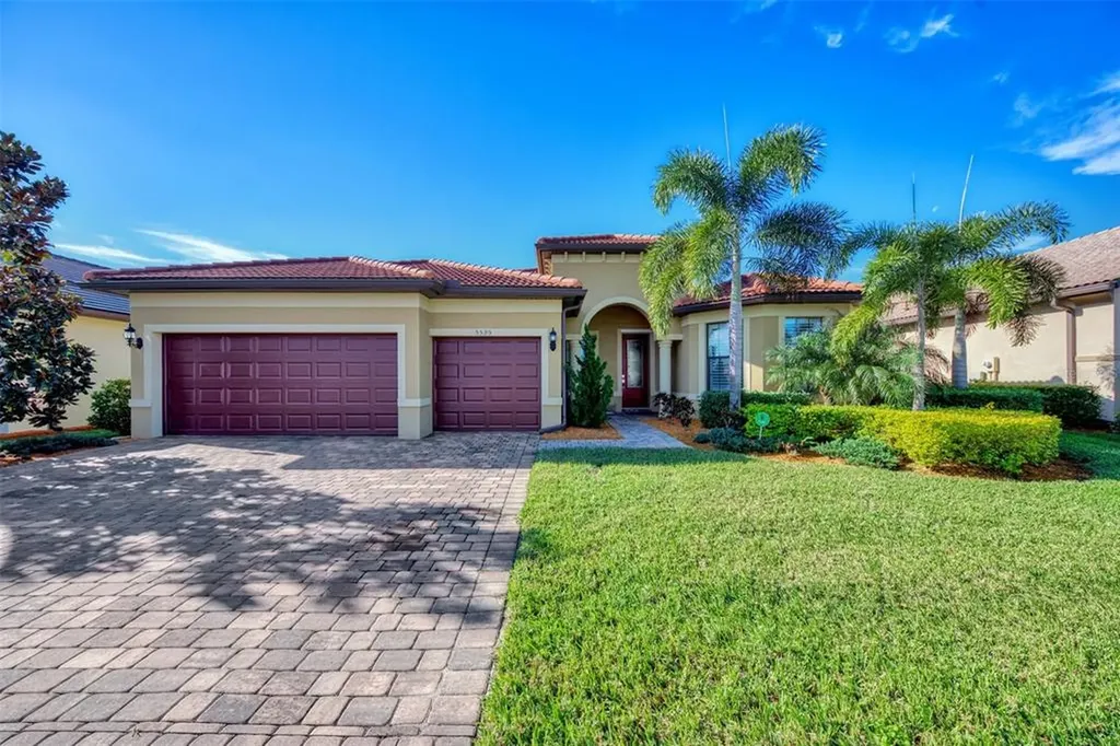 5595 Rain Lily Court Sarasota FL 34238