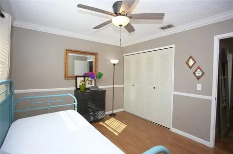 942 Maple Forest Drive Orlando FL 32825