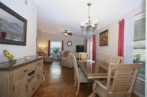 942 Maple Forest Drive Orlando FL 32825