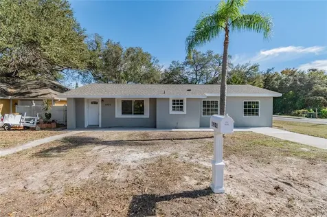 1901 Coles Road Clearwater FL 33755