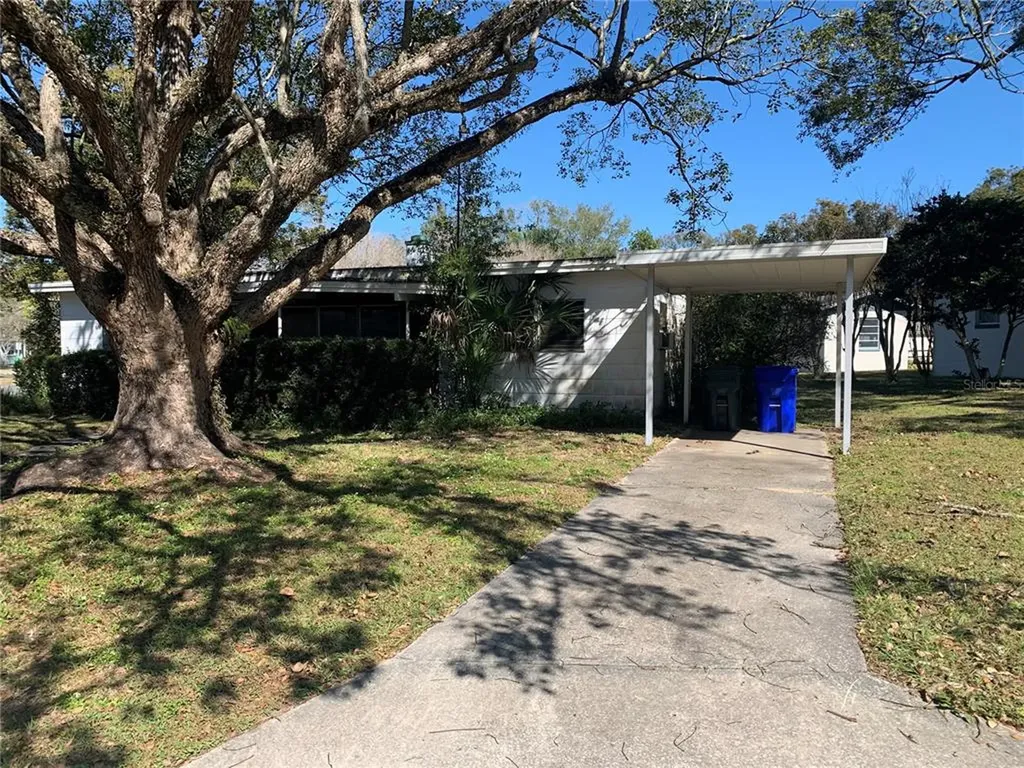 725 W Shady Lane Lakeland FL 33803