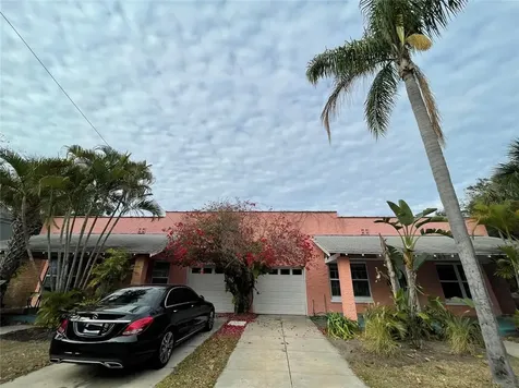 605 9th Avenue N St Petersburg FL 33701