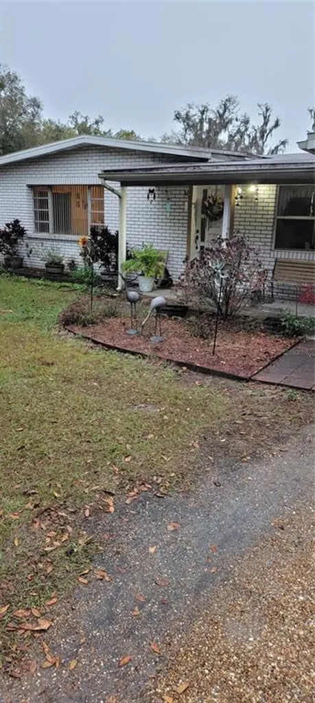 1905 W Keysville Road Plant City FL 33567