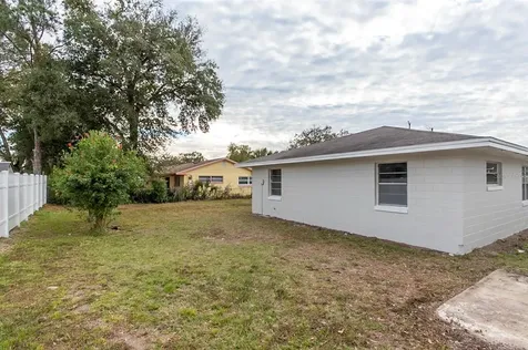 1835 Pearwood Court Orlando FL 32818