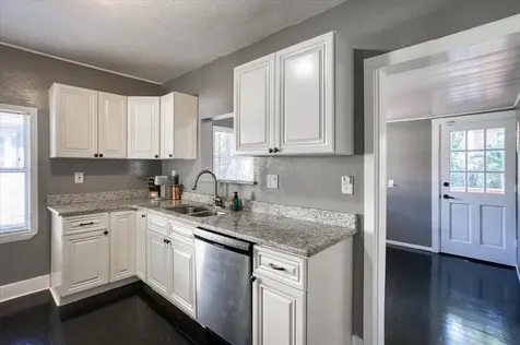 3126 12th Avenue N St Petersburg FL 33713