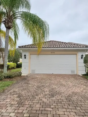 5775 Ivrea Drive Sarasota FL 34238