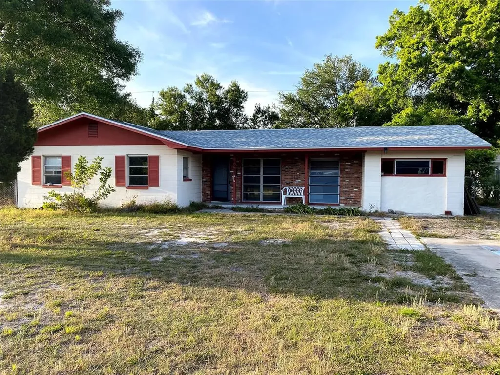 6951 9th Avenue N St Petersburg FL 33710