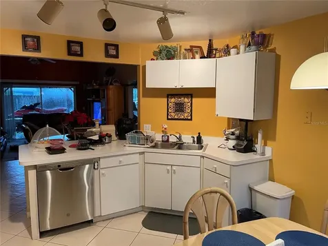 918 Rivecon Avenue Orlando FL 32825