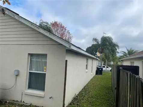 918 Rivecon Avenue Orlando FL 32825