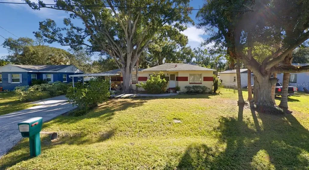 6210 S Jones Road Tampa FL 33611
