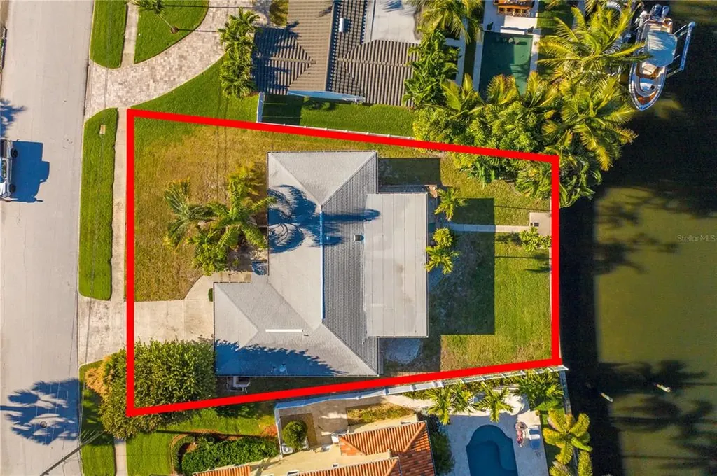 1254 Cordova Boulevard NE St Petersburg FL 33704