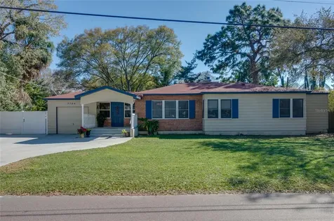 3704 W Griflow Street Tampa FL 33629