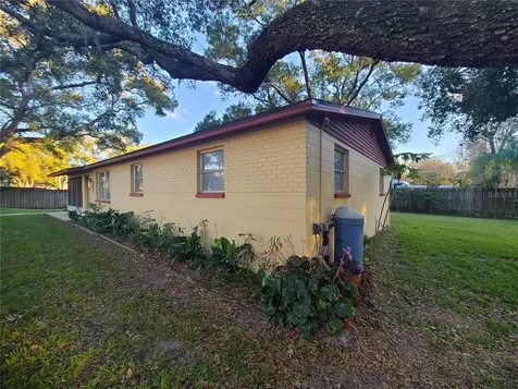 5210 Lowell Road Tampa FL 33624